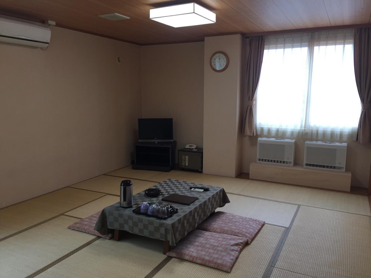 Kitamura Onsen Hotel Iwamizawa Buitenkant foto