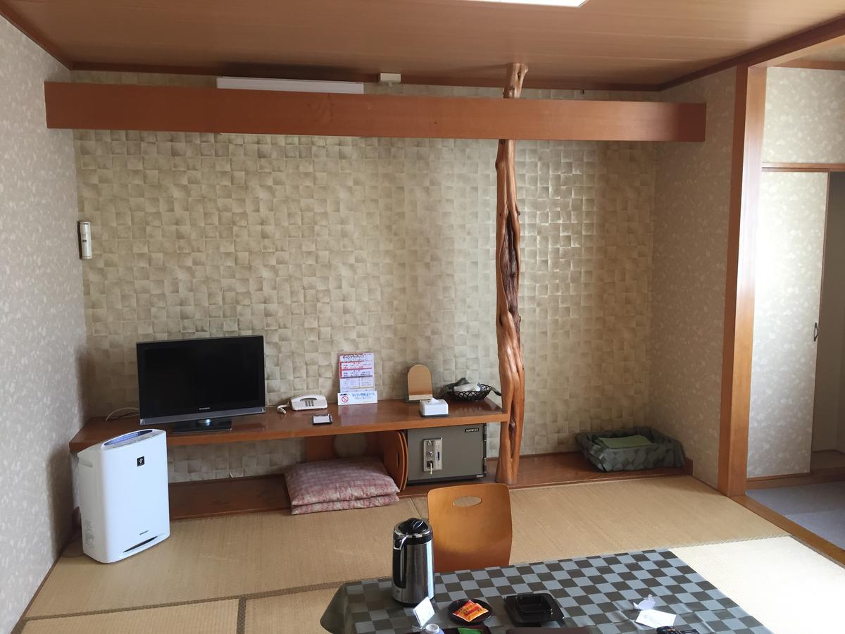 Kitamura Onsen Hotel Iwamizawa Buitenkant foto